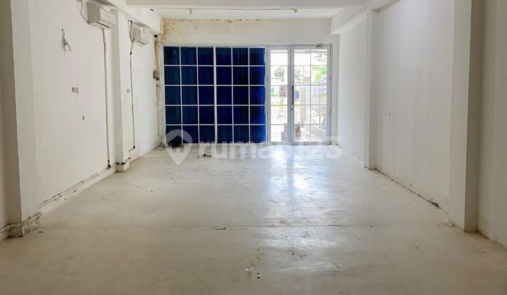 Shop House for Rent on Jalan Panjang Arteri Kedoya near Wang Apartment, 150 sqm land (4.5x35) 2