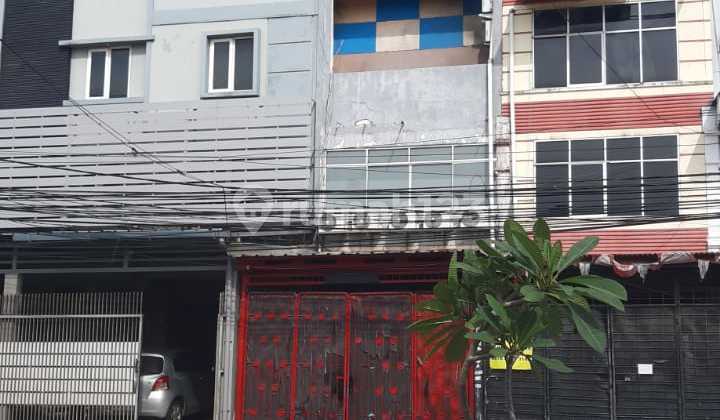 FOR RENT - FRANS CEN SHOPHOUSE IN TAMAN RATU..prime location.rare opportunity Size: 4.5 x 20 FOR RENT - FRANS CEN SHOPHOUSE IN TAMAN RATU..prime location.rare opportunity Size: 4.5 x 20