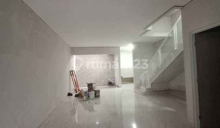 FRANS CEN-Dijual rumah Sunrise.baru.bgs.lux.wow Lt. 6x20/2.5lt.. 2