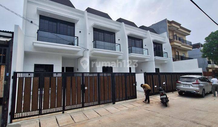 Jual Rumah Kavling Dki ..dekat Gereja..wow.. Meruya, Jakarta Barat Luas Tanah 100 m² 1