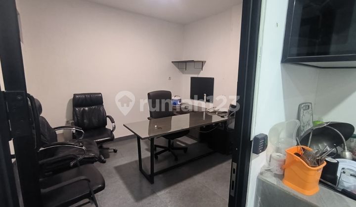 Disewakan Gudang Cipondoh - Kav Dpr..Lt ±800 M² | LB ±500 M² 2