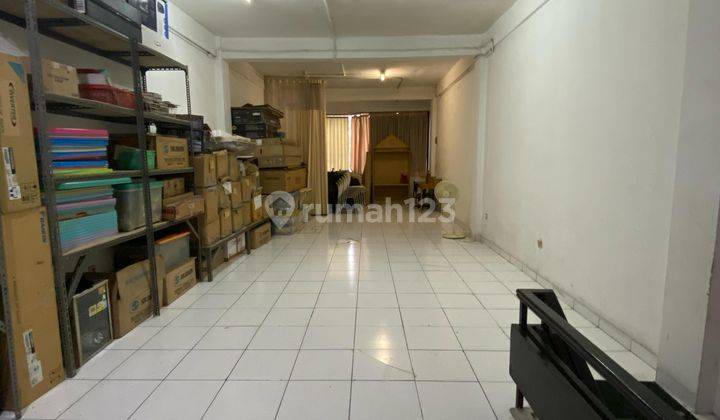 Rumah dan Ruko DIsewa DI KOMPLEK GREEN VILLE, PARKIR LUAS Lt. 90m2 (4,5x20) 2