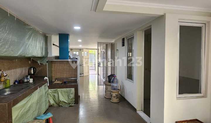 FRANS CEN-Dijual rumah lokasi elit .di taman permata buana baru luas tanah( 10x18) 180m2,