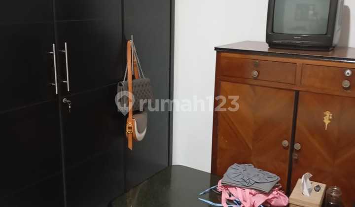 FRANS CEN-Dijual Cepat.. rumah PERMATA buana..jarang ada.murah Luas tanah 144 2