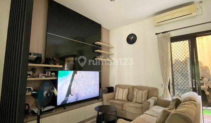 JUAL FULL FURNISHED (Rumah Real Estate + Isinya) di Cluster Asera Harapan Indah 2 1