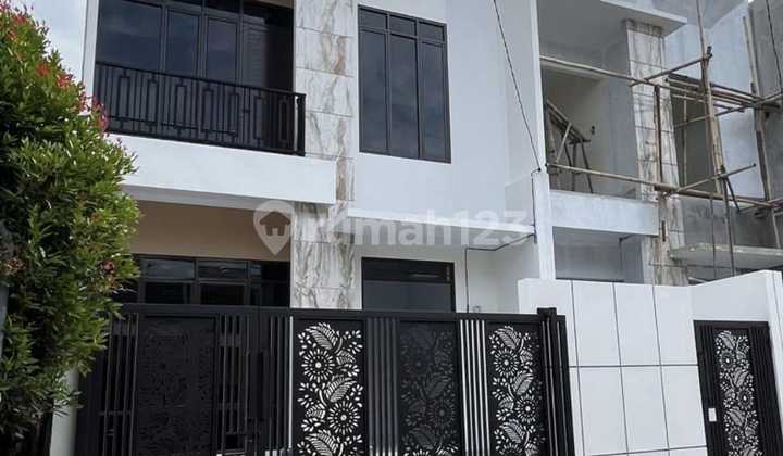 For Quick Sale!! Minimalist House in Harapan Indah For Quick Sale!! Minimalist House in Harapan Indah