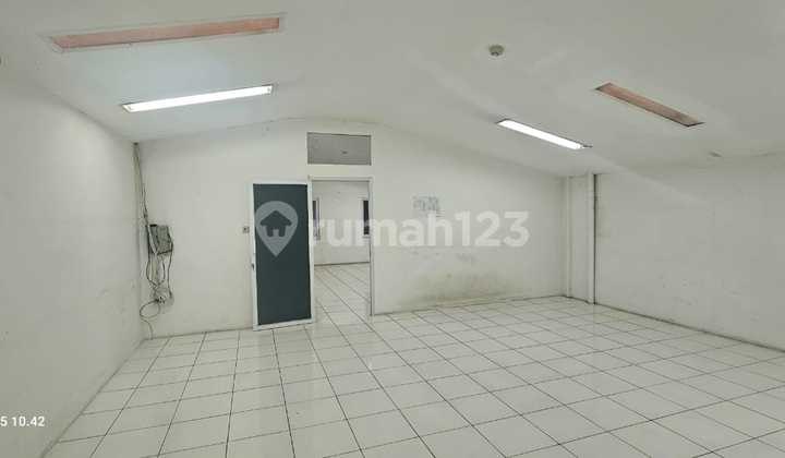 Dijual!! Gudang Bizpark Daan Mogot 366M2 Luas di Jakarta