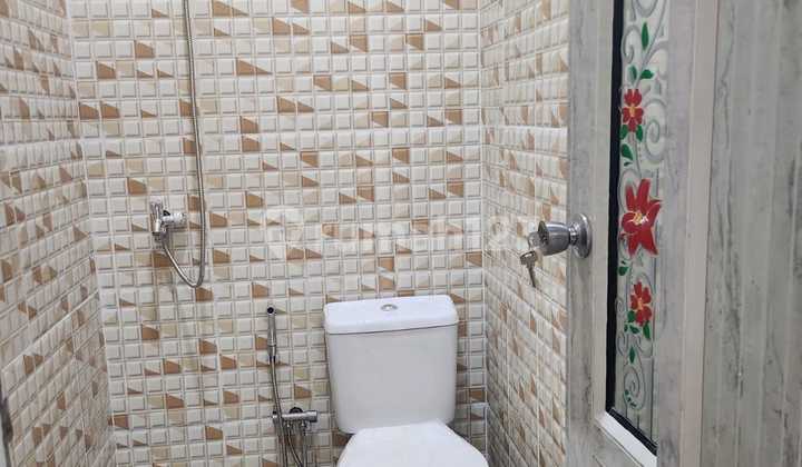 For Sale Fast!! House in Green Boulevard 2