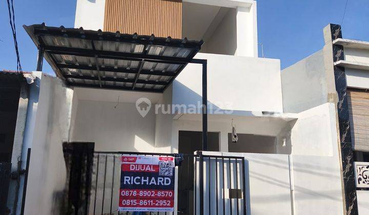 Harga EKONOMIS!! Rumah 2 lantai 3 Kamar Tidur Nyentrik 10Menitan dari HI 1
