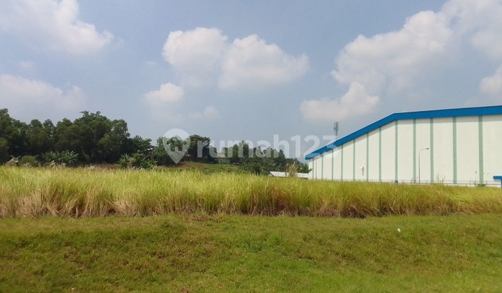 Strategic Industrial Land in Mm2100 Cibitung - Freehold Title, Area 21,201 M², Price 3 Million/M²