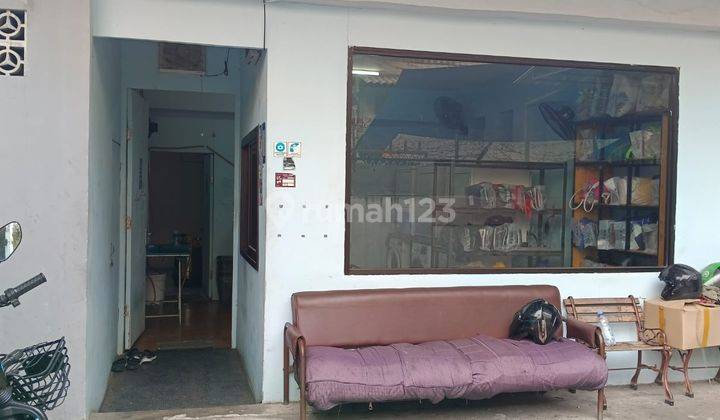 Rumah Luas Lokasi Strategis di Senen Jakarta Pusat 72801 Ds 2