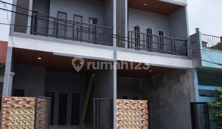 For Sale Attractive Residence in Harapan Indah Ready for Occupancy 13739 Fd