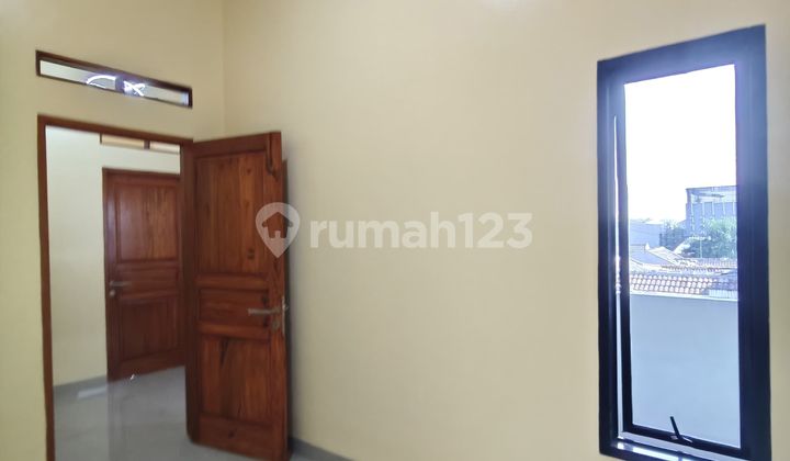 Two-Story House 800 Million 10 Minutes from Jakarta in Permata Hijau Permai 73459 Rn