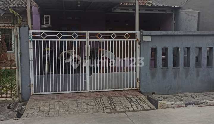 Siap Huni Rumah 1 Lantai THB Strategis & Bonus 2 AC (22202 MAR)