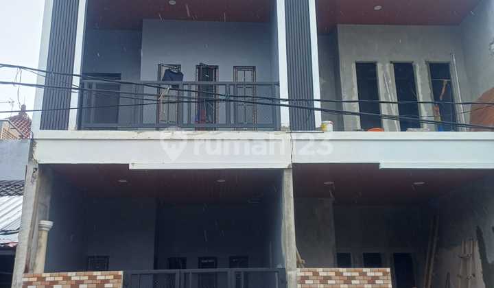 Rumah Praktis Tiga Kamar Tidur di Harapan Indah (13729 Rn) Rumah Praktis Tiga Kamar Tidur di Harapan Indah (13729 Rn)