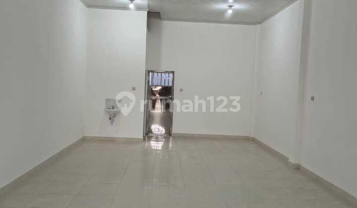 Prime Location Shop House PUP Rp50 Million/Year, Negotiable Price 31565 MAR 2
