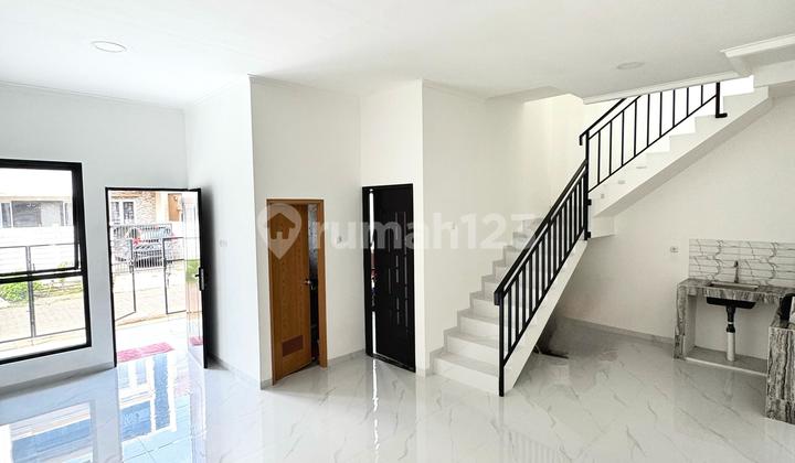 Rumah 2 Lantai Dekat Akses Tol Metland Puri Tangerang 2