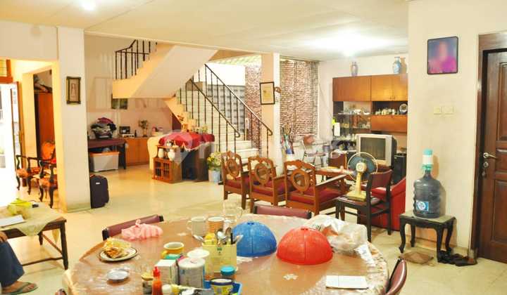 For Sale Spacious House in Senopati Kebayoran Baru 2