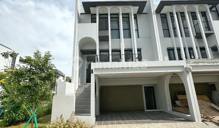 Dijual Rumah 3 Lantai Greenwich Park Bsd