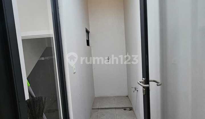 Dijual Cepat Rumah Baru 2 Lantai Di Uville Bintaro Sektor 9 2