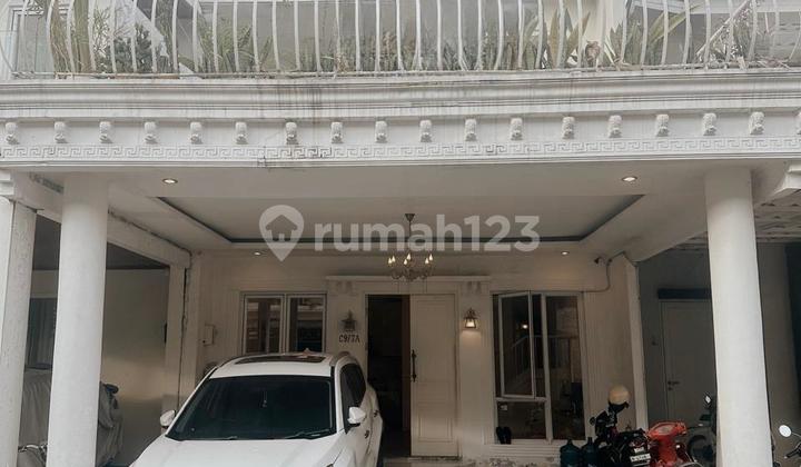 Beautiful 2-Story Renovated House in Paradise Resort