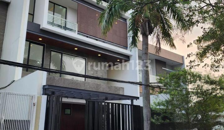 Rumah Cantik Dan Mewah Lokasi Strategis Citra 2 Ext Jakarta Barat