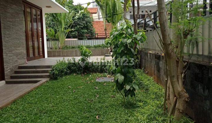 Rumah 2 Lantai Bagus di Cilandak, Jakarta Selatan 1