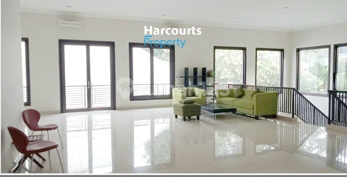 For Rent House Kebayoran Baru Adjacent to SCBD Beautiful Good Ready to Occupy For Rent House Kebayoran Baru Adjacent to SCBD Beautiful Good Ready to Occupy