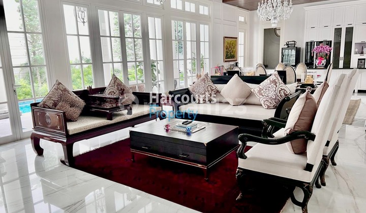Mega Kuningan Dijual American Classic Komplek Tenang Siap Huni Mega Kuningan Dijual American Classic Komplek Tenang Siap Huni