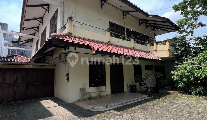 Kebayoran Baru House, Wide Road, Suitable for Business Office, Ideal Location 2