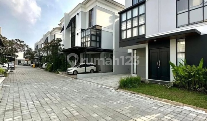House for Sale in Kemang Brand New Lt.225m2 Ready to Live Modern Colonial
