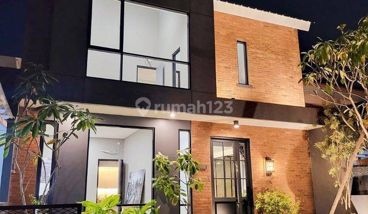 Rumah 2 Lantai Furnished di Kencana Loka Bsd City 1