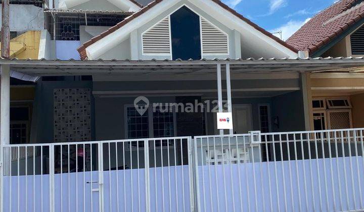 Rumah Minimalis 1,5 Lantai Semi Furnished di Modernland Tangerang 1