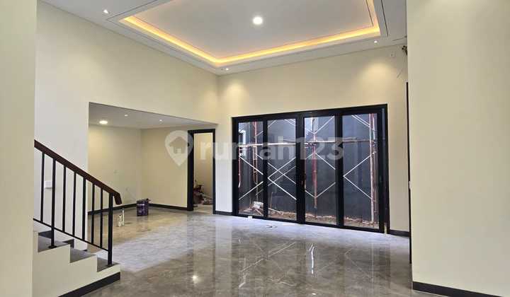 Dijual Rumah Mewah 2 Lantai di The Icon Eastern Cosmo Bsd, Tangerang Dijual Rumah Mewah 2 Lantai di The Icon Eastern Cosmo Bsd, Tangerang