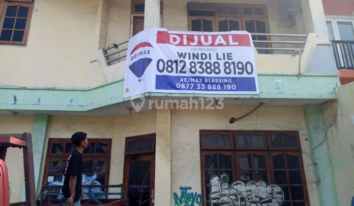 Rumah Tua Gandeng Depan Belakang di Jl. Veteran, Kota Tangerang 1