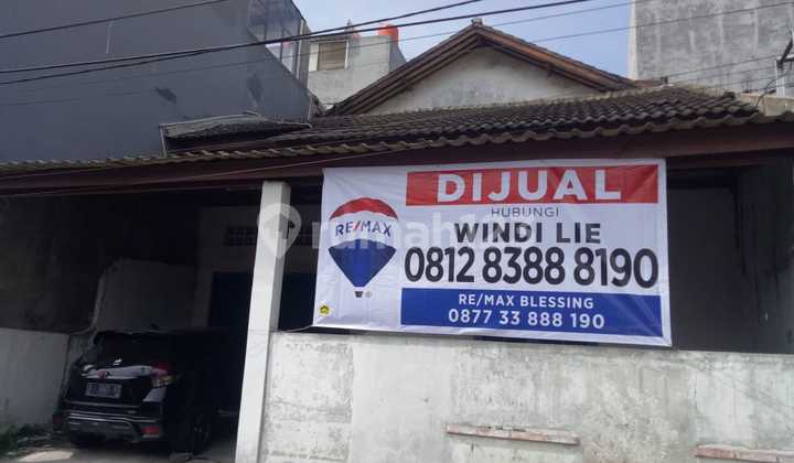 Rumah Tua Gandeng Depan Belakang di Jl. Veteran, Kota Tangerang 2