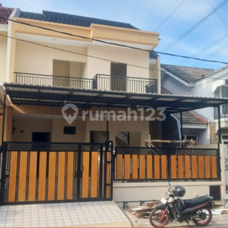 Dijual Rumah 2 Lantai Siap Huni di Sektor 1 Gading Serpong Luas 1