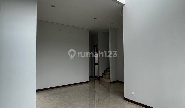 Rumah 3 Lantai Lakewood Nava Park di Bsd City, Tangerang 2