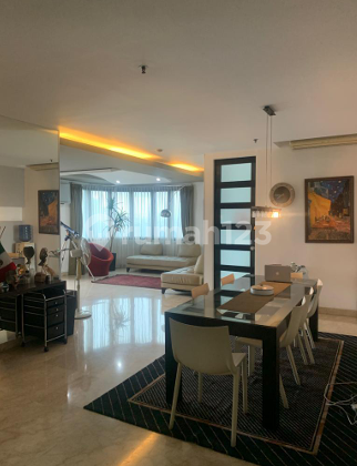 For sale: Luxury Park Royale Apartment 3+1 BR Furnished, Tanah Abang