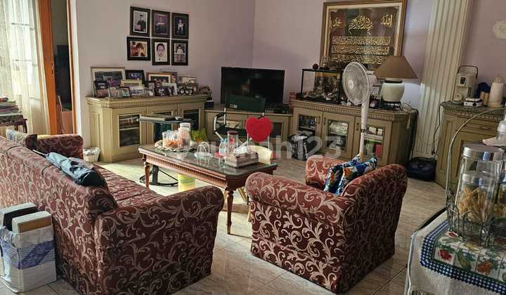 Dijual Rumah Mewah 3 Lantai Siap Huni di Tanjung Barat Jaksel Dijual Rumah Mewah 3 Lantai Siap Huni di Tanjung Barat Jaksel