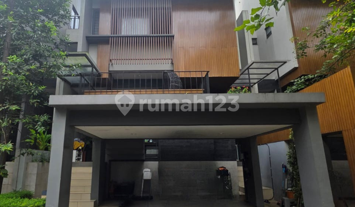 Rumah 2 Lantai Full Furnished Siap Huni di Cluster Caelus BSD