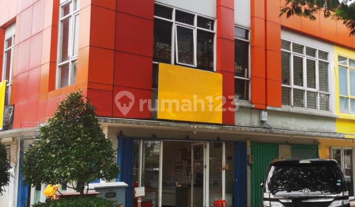 Dijual Ruko 2 Lantai Strategis di Dekat Pasar Modern Bintaro Dijual Ruko 2 Lantai Strategis di Dekat Pasar Modern Bintaro