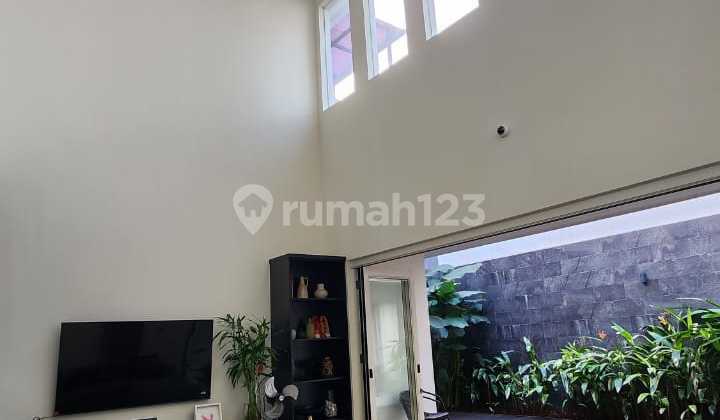 Rumah Mewah Full Furnish di Cluster Orlanda, Alam Sutera, Tangerang