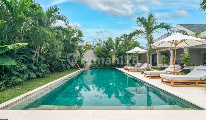 Villa For Sale in Canggu Berawa 2