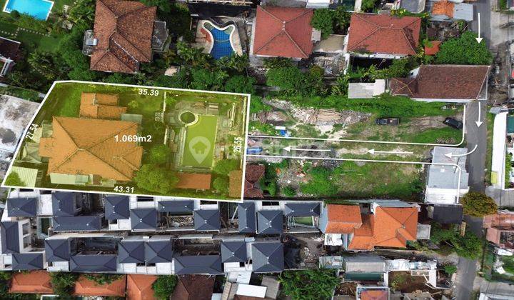 Tanah Lokasi Strategis Lingkungan Villa Dekat Seminyak di Jalan kerobokan, Kerobokan 1