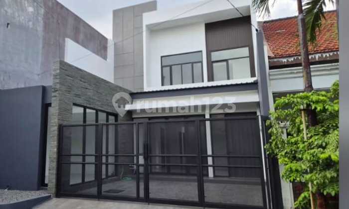 For Sale 2-Storey Ready-to-Occupy House in Pandugo Surabaya City Jdw 116