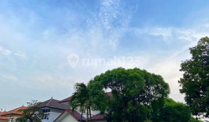 Dijual Rumah Hook Posisi Depan Bebas Banjir di Graha Family Surabaya Kota Fd 243
