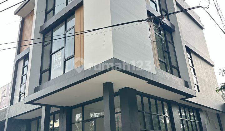 FOR SALE NEW STRATEGIC SHOPHOUSE IN MARGOREJO SURABAYA CITY LA 384 1