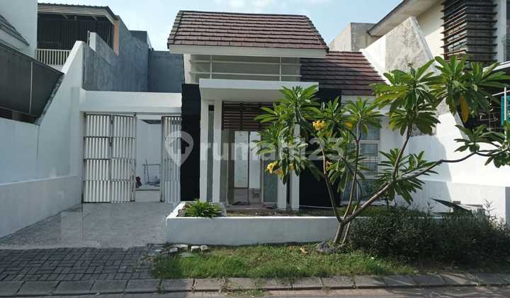 For Sale, Ready-to-Occupy House in Citra Harmoni Sidoarjo Aa 19