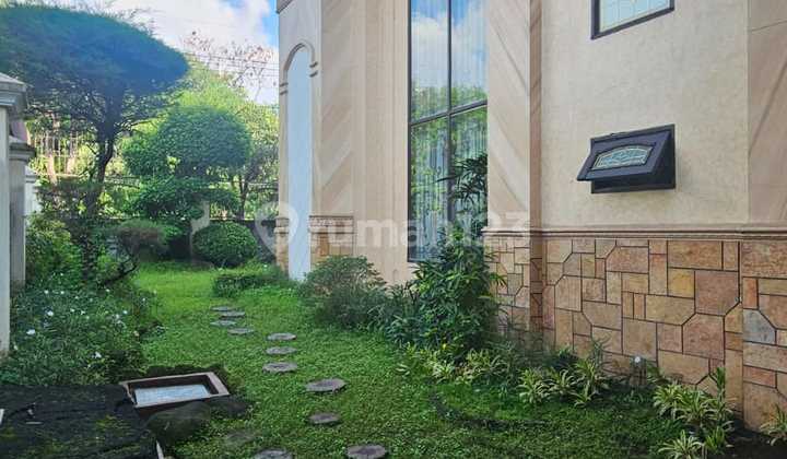 For Sale Rumah Klasik Modern Siap Huni di Araya Surabaya Ema 139 2